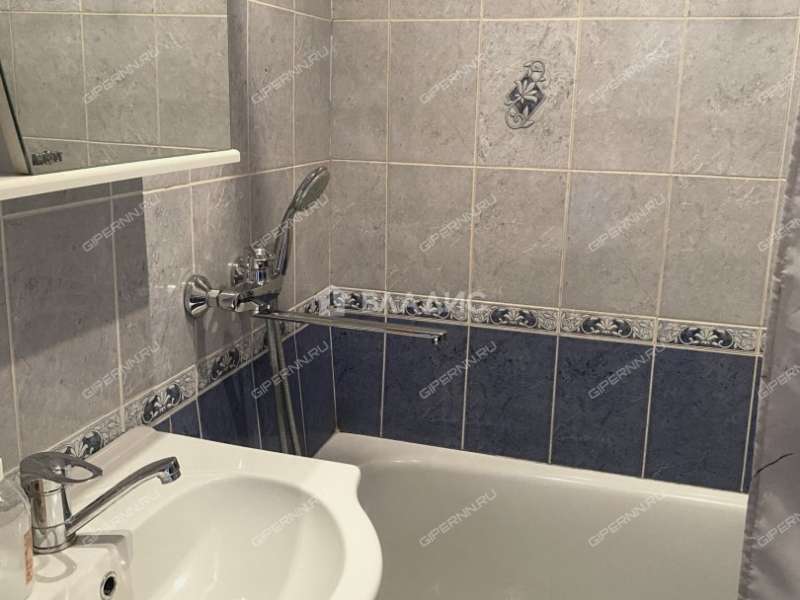 трёхкомнатная квартира на улице Тропинина дом 6