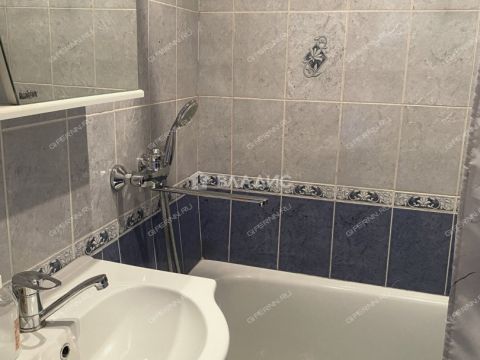 3-komnatnaya-ul-tropinina-d-6 фото