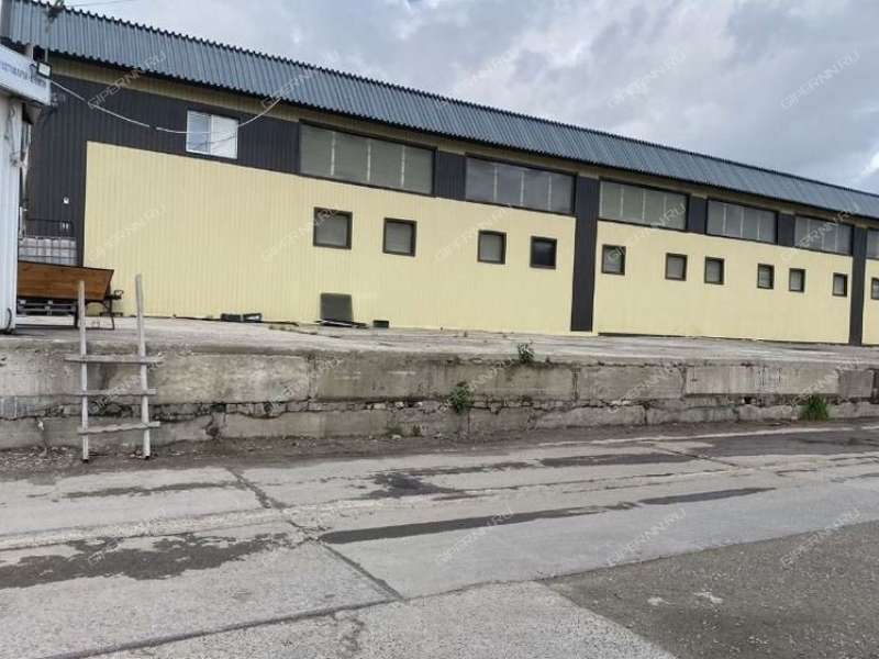 помещение под склад на улице Федосеенко