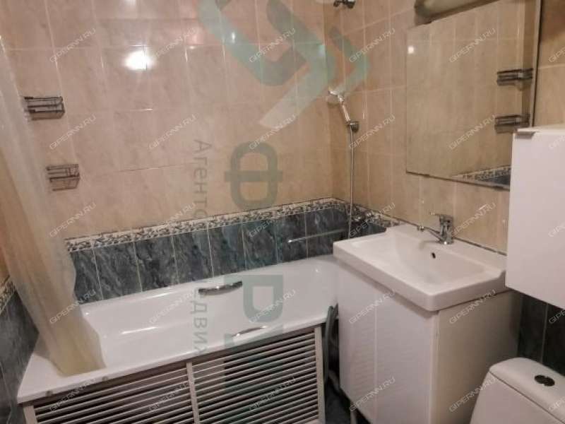 однокомнатная квартира на улице Сурикова дом 10