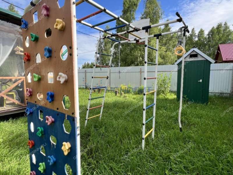 дом на Земляничной улице деревня Инютино