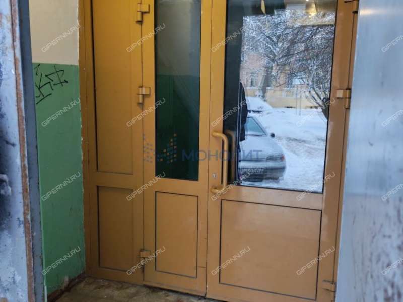 трёхкомнатная квартира на Суетинской улице дом 2