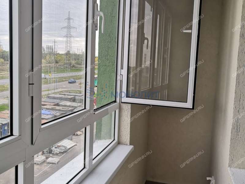 квартира-студия на проспекте Героев Донбасса дом 12