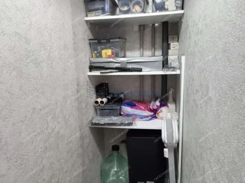 трёхкомнатная квартира на улице Чкалова дом 2 рабочий посёлок Решетиха