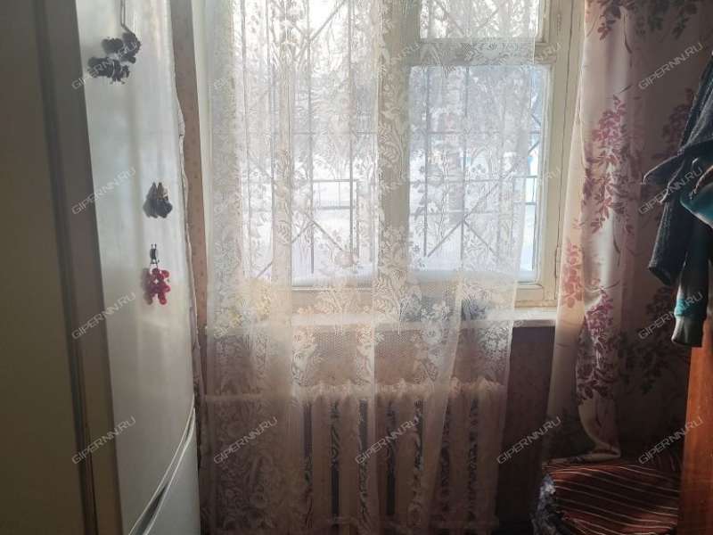 трёхкомнатная квартира на улице Героя Юрия Смирнова дом 27