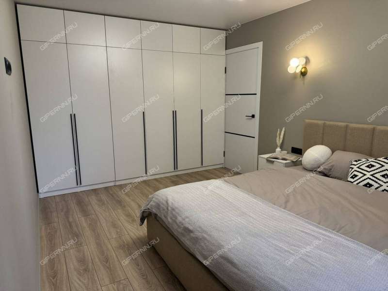 двухкомнатная квартира на улице Плотникова дом 5