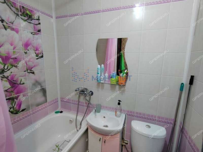 однокомнатная квартира на улице Федосеенко дом 13