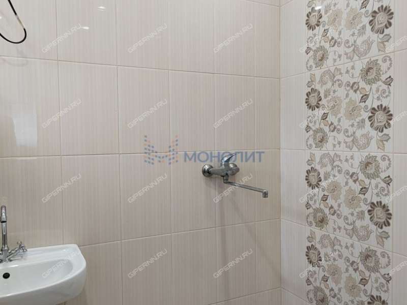 дом на Центральной улице село Курилово