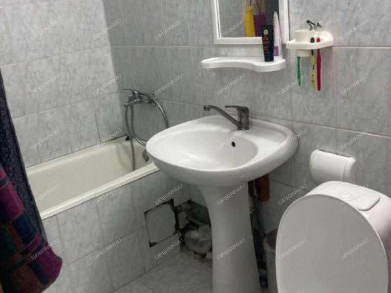 двухкомнатная квартира на улице Генерала Клюева дом 1