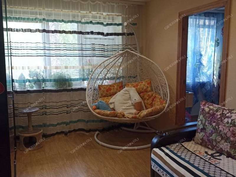 двухкомнатная квартира на улице Героя Юрия Смирнова дом 61