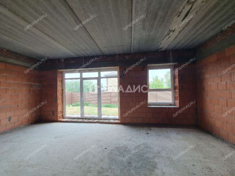 дом на улице Тенистая село Большая Ельня