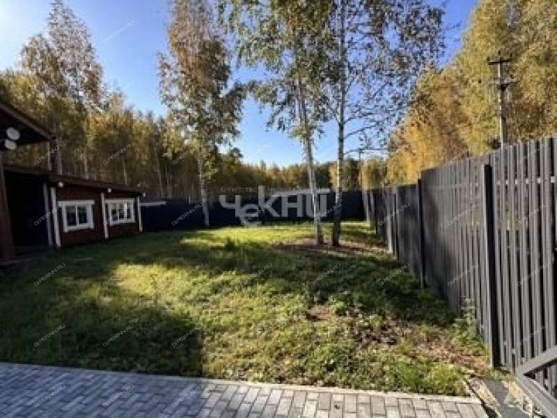 дом на  посёлок Нагавицино