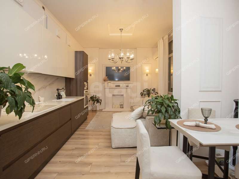 трёхкомнатная квартира на улице Июльских Дней дом 1 к2