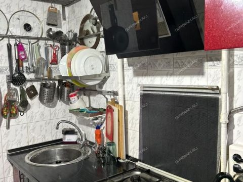 4-komnatnaya-ul-burdenko-d-19 фото