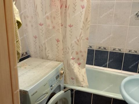 3-komnatnaya-prosp-busygina-d-56 фото