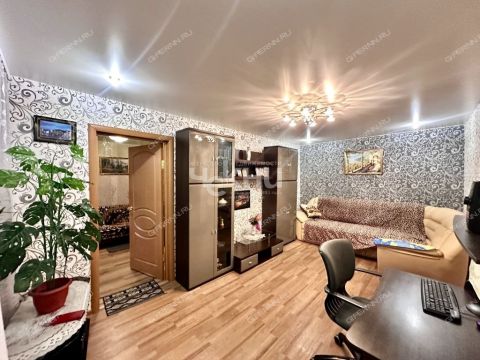 3-komnatnaya-b-r-zarechnyy-d-9 фото