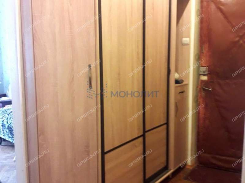 трёхкомнатная квартира на проспекте Гагарина дом 110Б