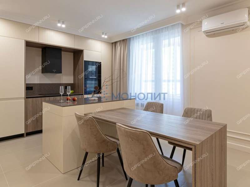 четырёхкомнатная квартира на Лысогорской улице дом 89 к1