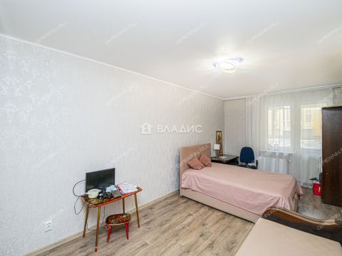 2-komnatnaya-ul-romantikov-d-1 фото