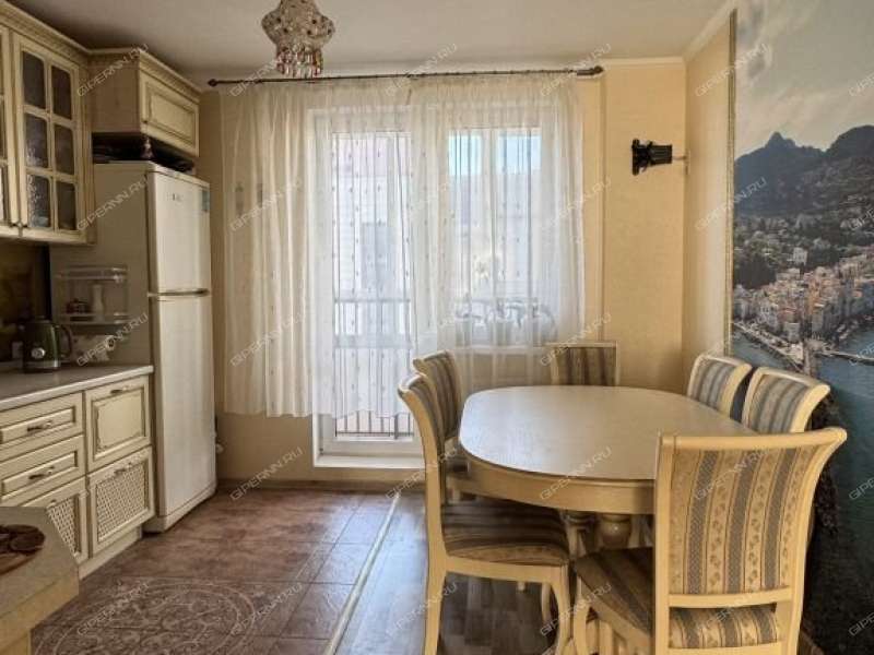 трёхкомнатная квартира на Краснозвёздной улице дом 31