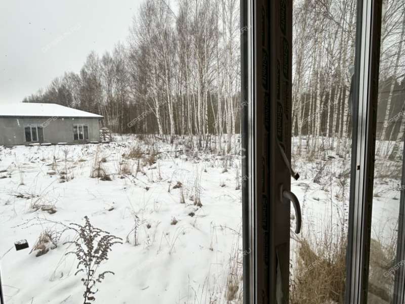 дом на улице Счастливая село Елховка