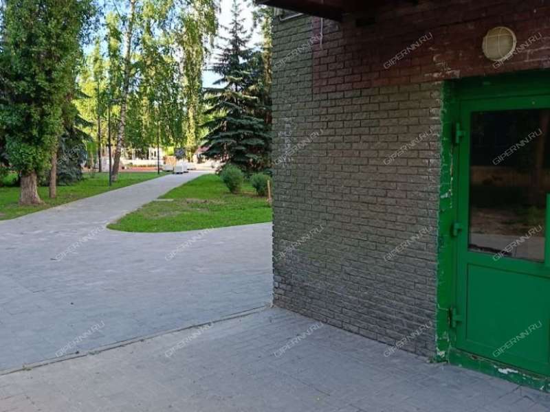 помещение под помещение свободного назначения на улице Коминтерна