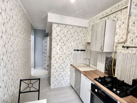 1-komnatnaya-ul-sergeya-akimova-d-2 фото