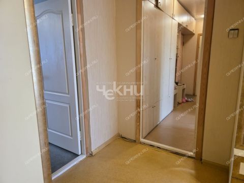 3-komnatnaya-ul-tropinina-d-16 фото