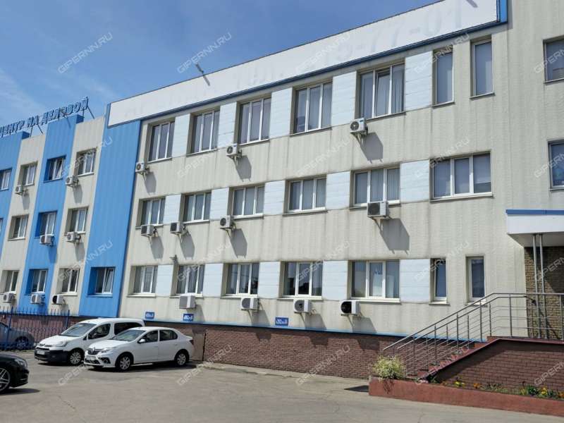 здание под офис на Деловой улице