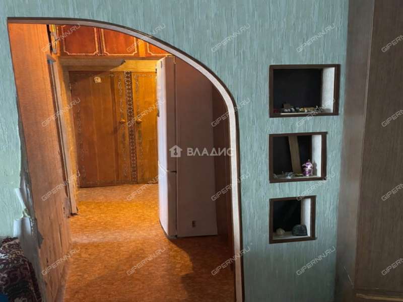 четырёхкомнатная квартира на 37 сельский посёлок Селекционной Станции