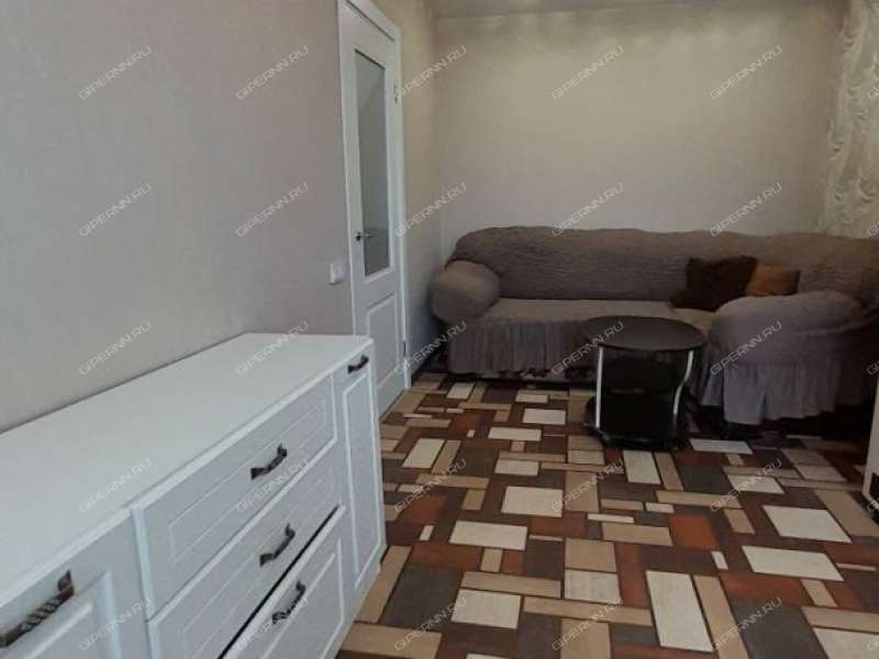 трёхкомнатная квартира на улице Бекетова дом 73