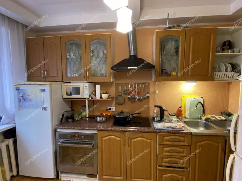 четырёхкомнатная квартира на Московском шоссе дом 17а