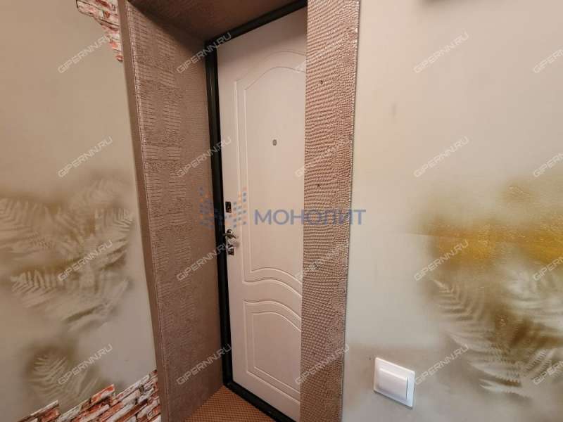 двухкомнатная квартира на улице Сутырина дом 18