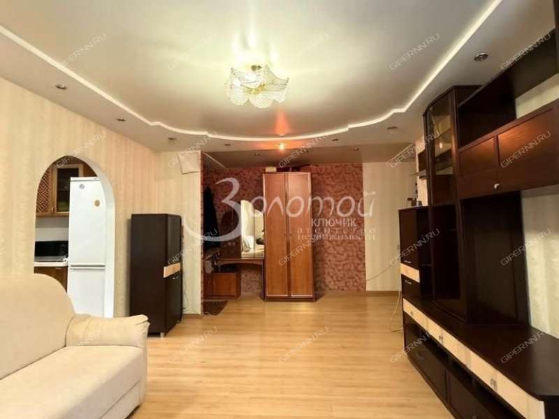 трёхкомнатная квартира на улице Бориса Панина дом 4