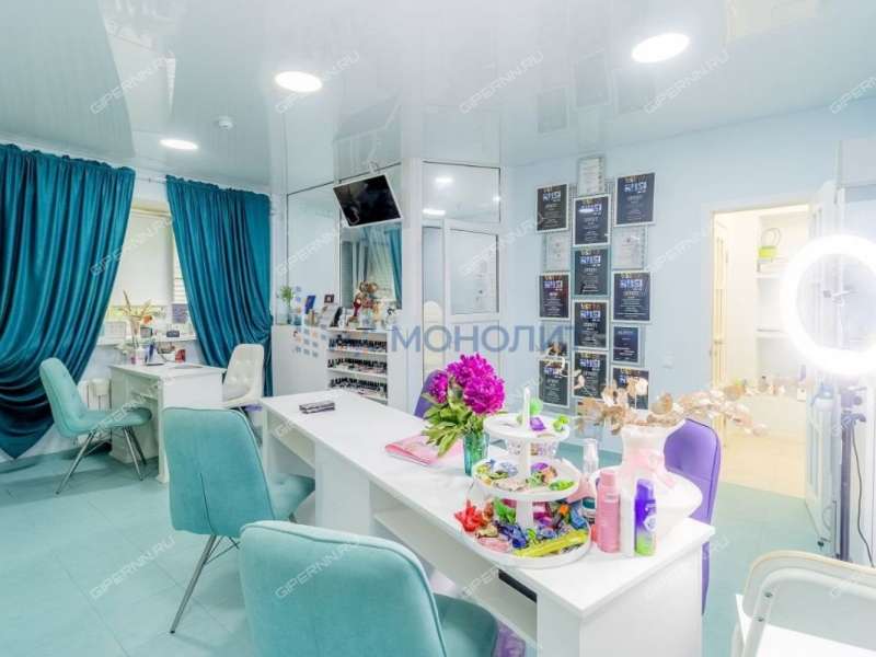 помещение под недвижимость под салоны красоты на Ошарской улице