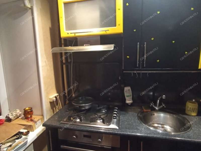 однокомнатная квартира на Зеленодольской улице дом 52