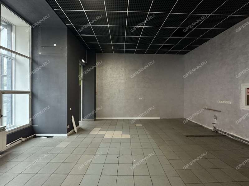 помещение под торговую площадь на улице Максима Горького