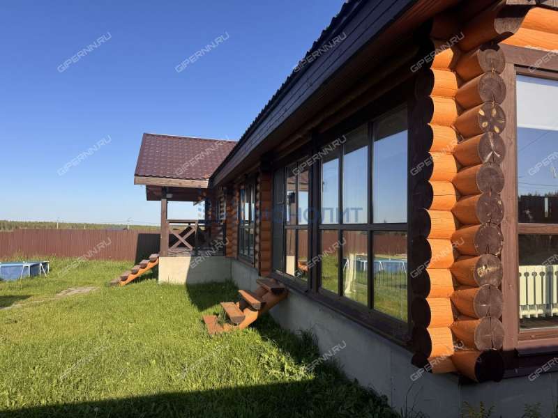 дом на улице Счастливая село Елховка