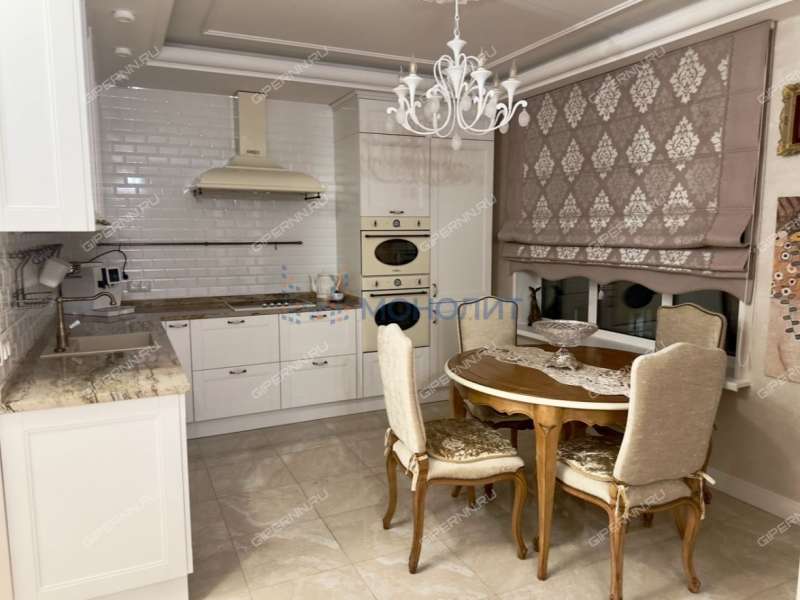 двухкомнатная квартира на улице Родионова дом 192 к4