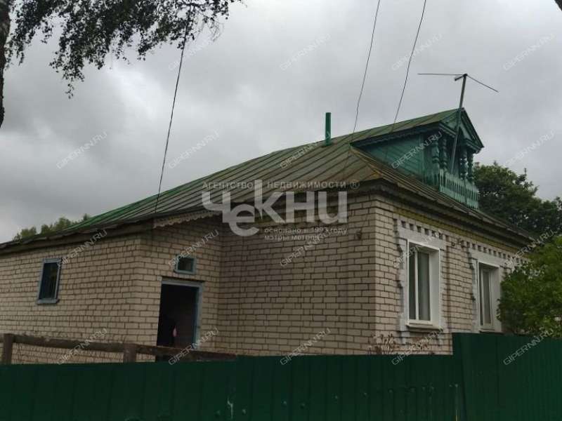 дом на улице Ленина село Новосёлки