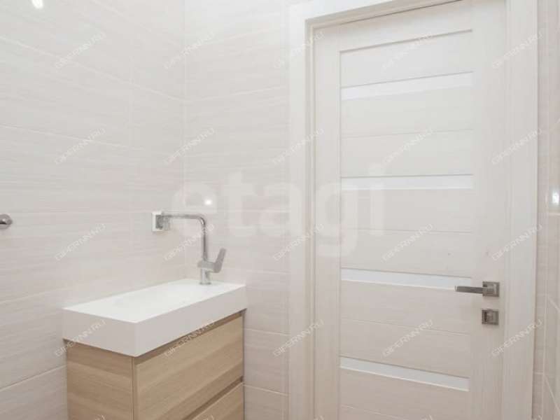 двухкомнатная квартира на Республиканской улице дом 43 к3