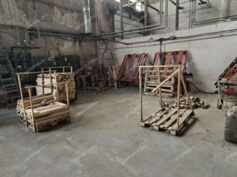 имущественный комплекс под склад, производственную площадь на улице Молькова деревня Прокошево