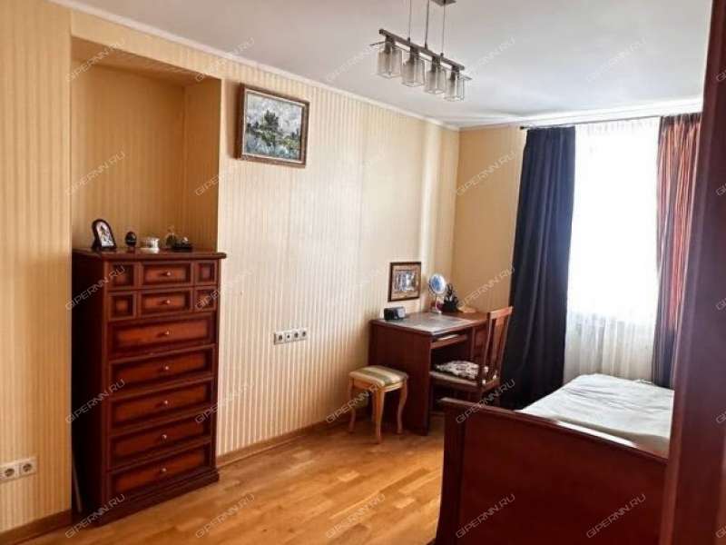 двухкомнатная квартира на Почаинской улице дом 29