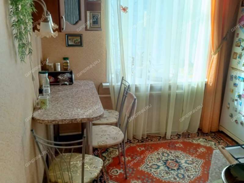 трёхкомнатная квартира на улице Ярошенко дом 7