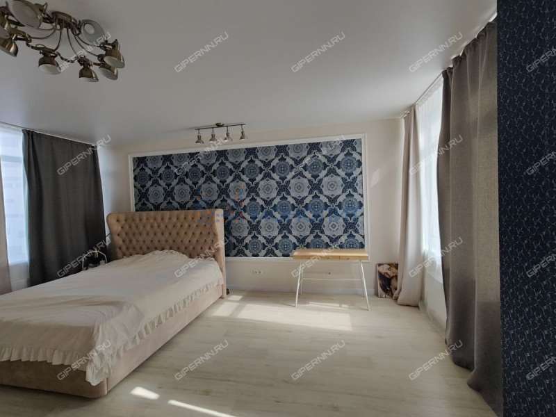 трёхкомнатная квартира на Лысогорской улице дом 89 к2