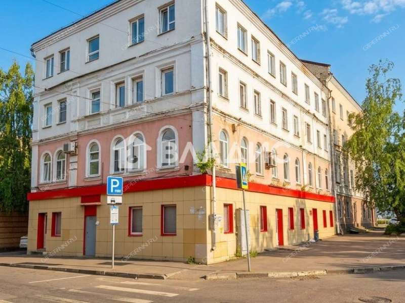 трёхкомнатная квартира на улице Луначарского дом 10/16