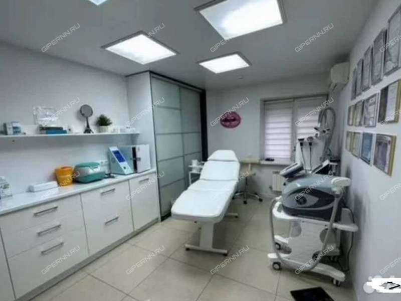 помещение под недвижимость под салоны красоты на улице Пискунова