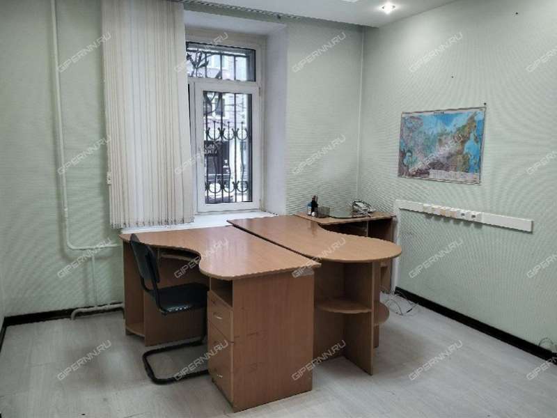 помещение под торговую площадь на Максима Горького ул., д.52