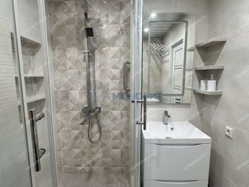 трёхкомнатная квартира на улице Переходникова дом 31