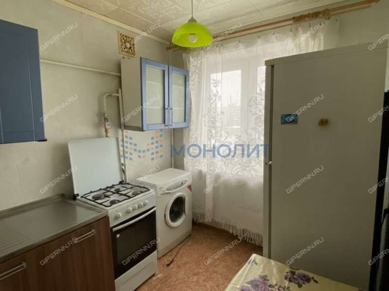 двухкомнатная квартира в 6-м микрорайоне дом 15Б